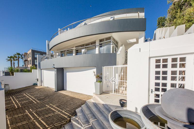 5 Bedroom Property for Sale in Bloubergstrand Western Cape